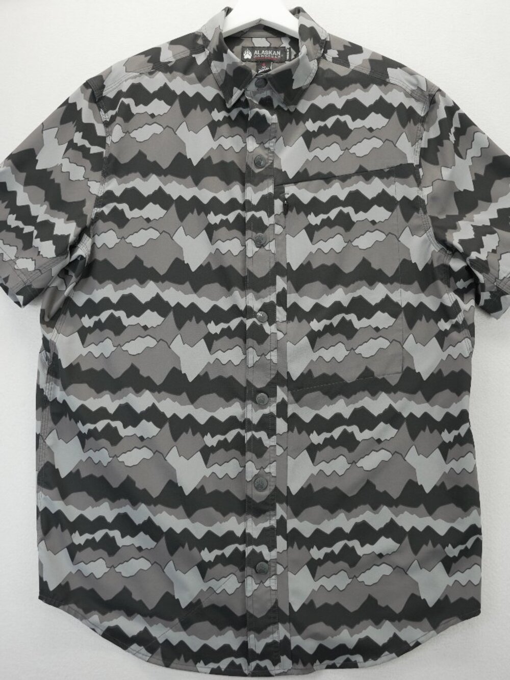 Alaskan Hardgear Duluth M Chilkat River Shirt‎ Mountain Camo Snap Short Sleeve